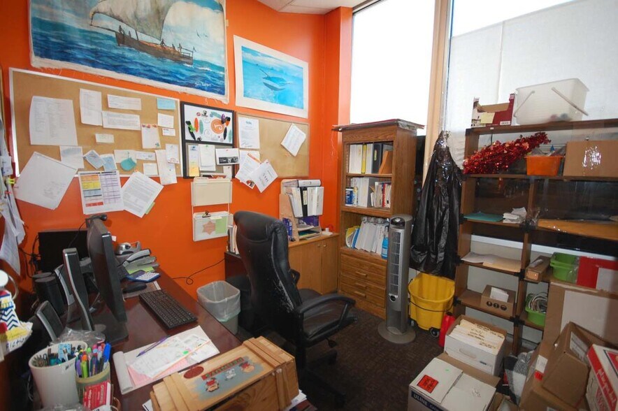 More Photos Of 10730 Connecticut Ave, Kensington Storefront Retail Office For Sale