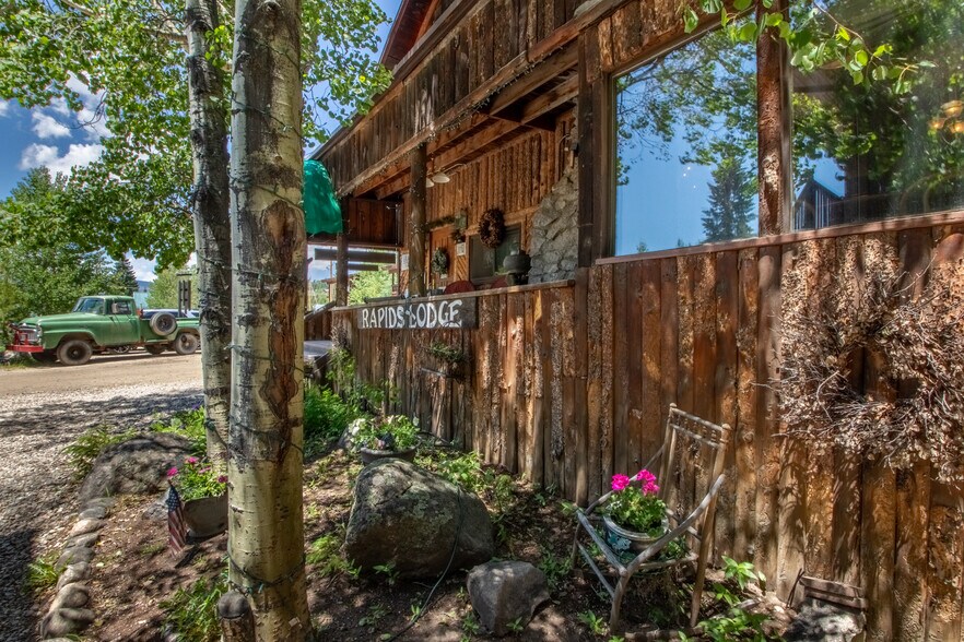 More Photos Of 210 Rapids Ln, Grand Lake Restaurant For Sale