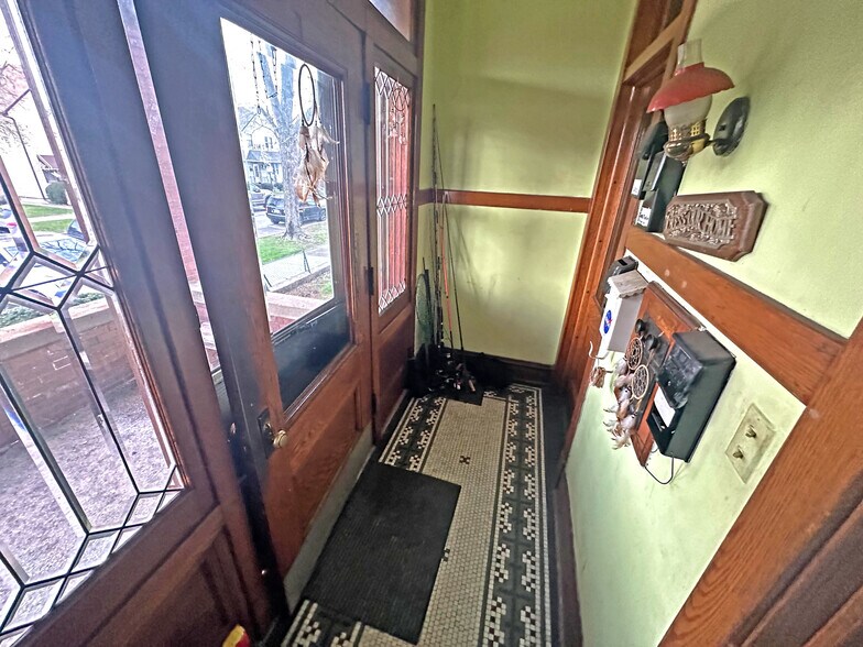 More Photos Of 13402 S Buffalo Ave, Chicago Apartments For Sale