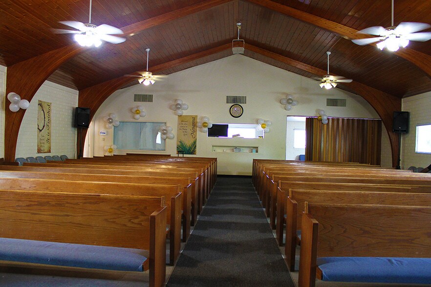 More Photos Of 2802 N 29th St, Phoenix Religious Facility For Sale