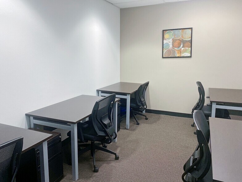 More Photos Of 1235 Bay St, Toronto Coworking Space