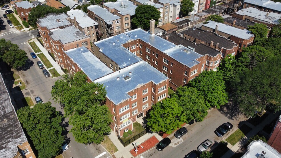 Primary Photo Of 7648 S Phillips Ave, Chicago Apartments For Sale