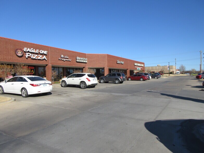 More Photos Of 11601-11811 S Western Ave, Oklahoma City Unknown For Lease