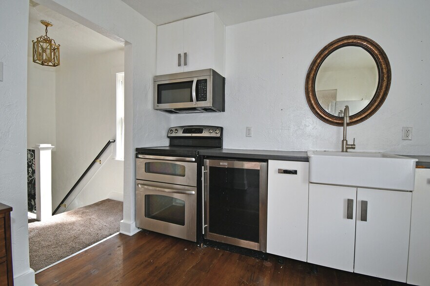 More Photos Of 1206 Brookline Blvd, Pittsburgh Medical For Sale