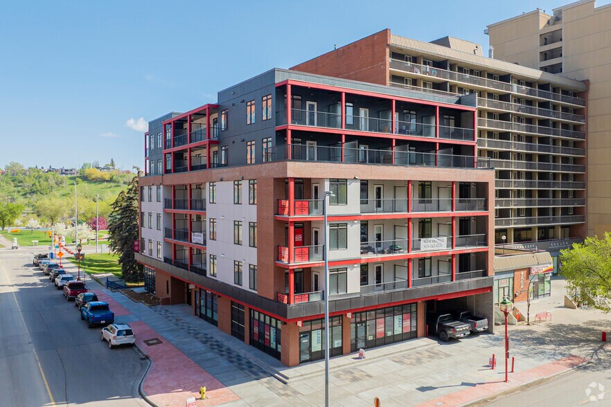 More Photos Of 140 2 Av SW, Calgary Apartments For Lease