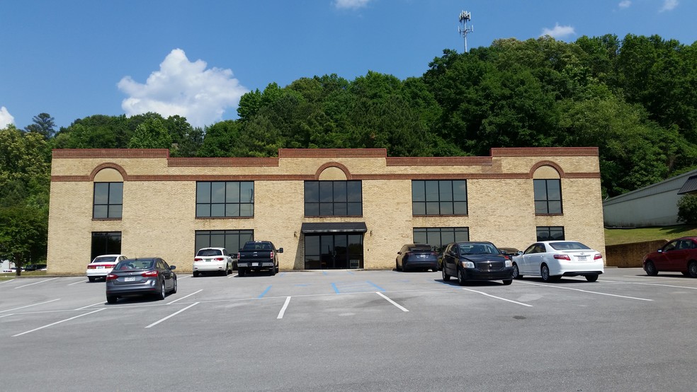 Primary Photo Of 160 Yeager Pky, Pelham Office For Lease