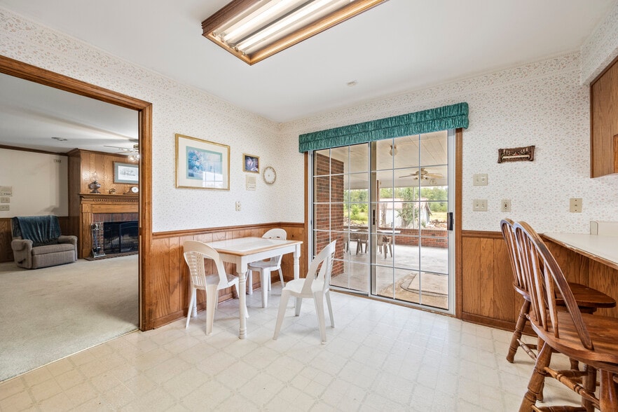 More Photos Of 1313 Irvin Ave SW, Live Oak Apartments For Sale