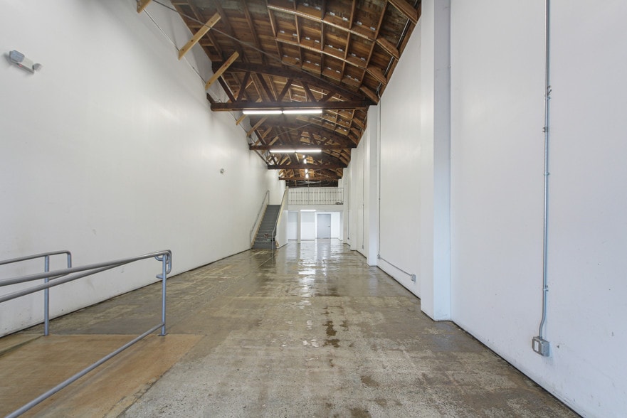 More Photos Of 12612 Philadelphia St, Whittier Storefront Retail Office For Lease