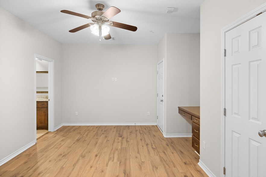 More Photos Of 307 Boyett St, College Station Apartments For Sale