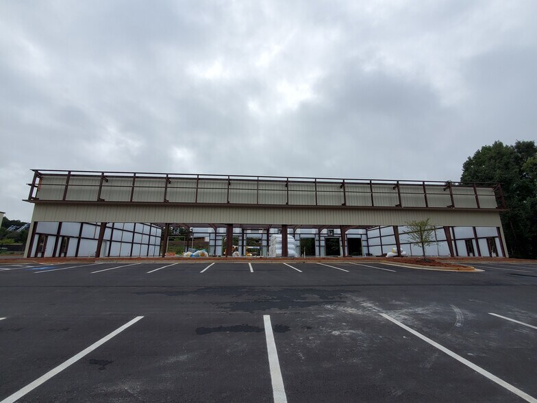 More Photos Of 1937-1943 Hwy 155 Hwy, McDonough Light Distribution For Lease