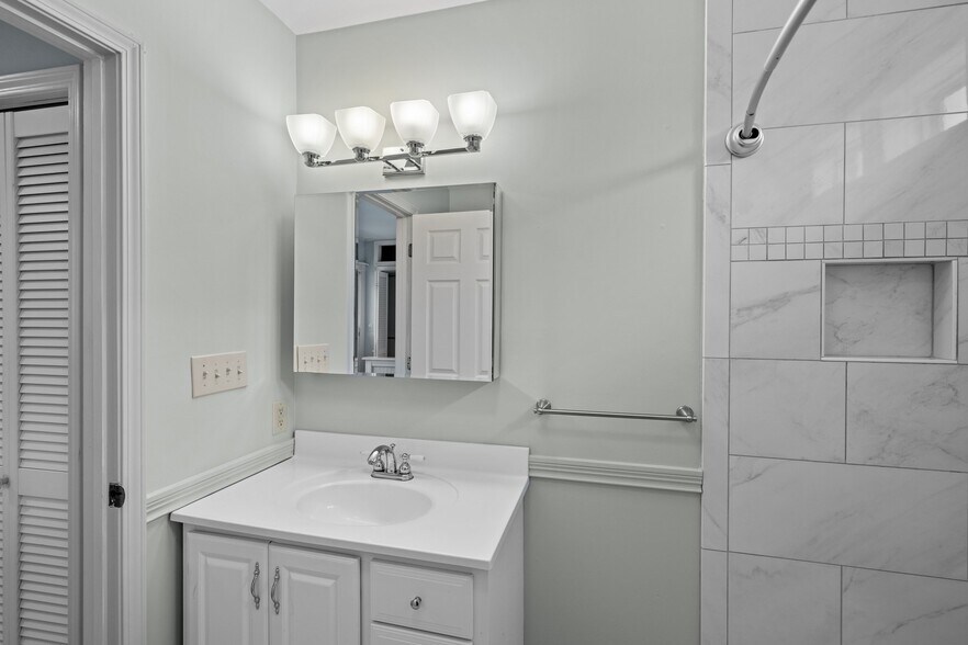 More Photos Of 567 E Water St, Belhaven Hospitality For Sale