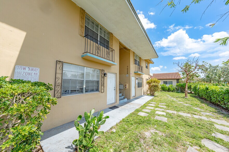 More Photos Of 7523-7525 NW 44th Ct, Coral Springs Apartments For Sale