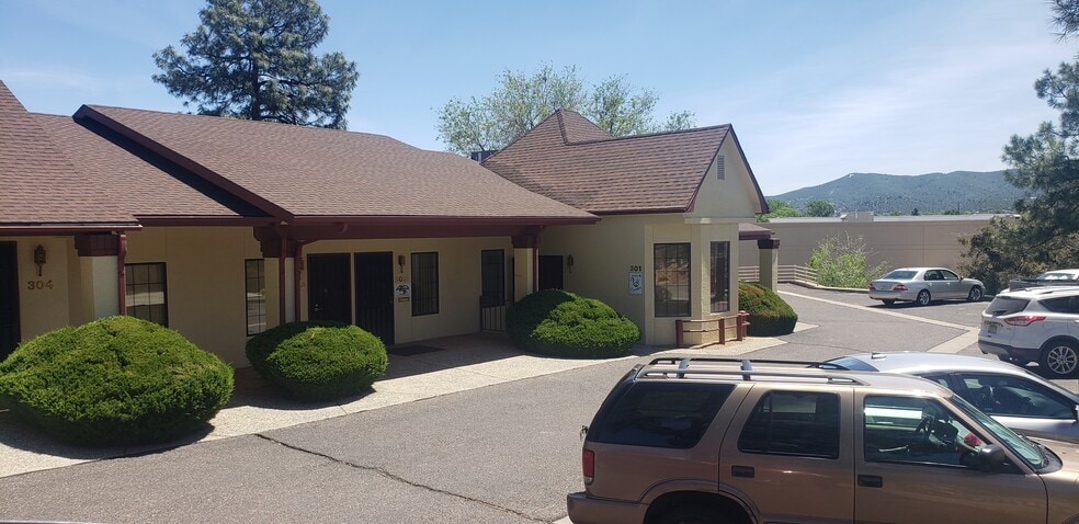 Primary Photo Of 634 Schemmer Dr, Prescott General Retail For Lease