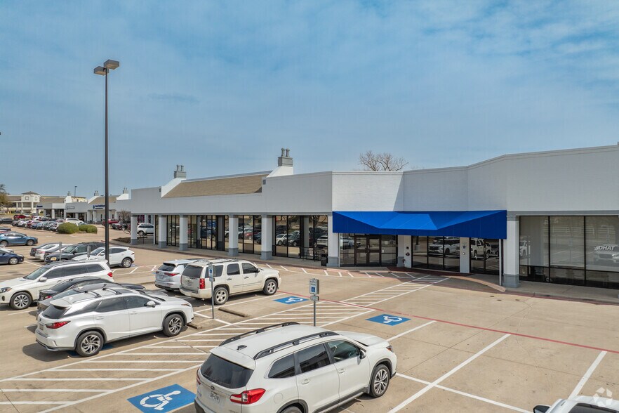 More Photos Of 1600 Central Dr, Bedford Medical For Lease