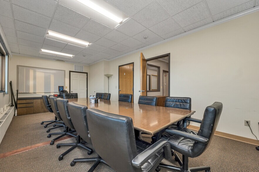 More Photos Of 231 Sutton St, North Andover Medical For Sale