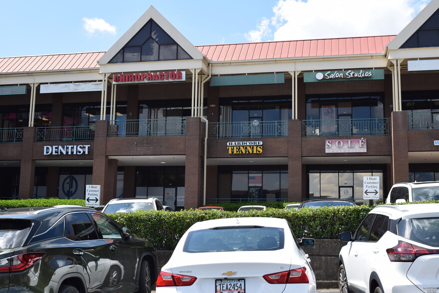 Primary Photo Of 2000 Powers Ferry Rd SE, Marietta Office For Sale