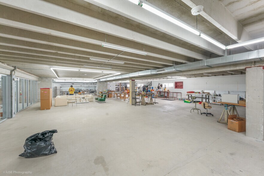 More Photos Of 995 NW 72nd St, Miami Warehouse For Lease