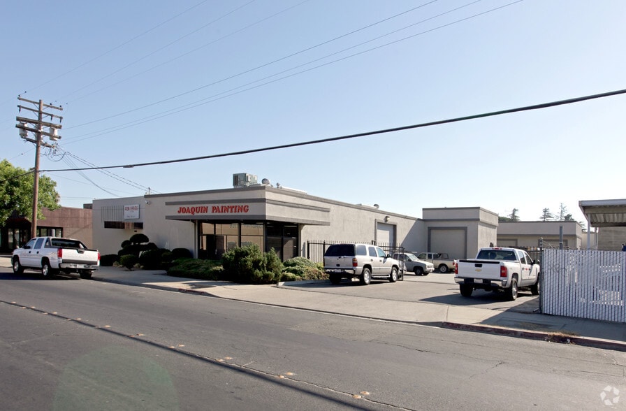 More Photos Of 1004 Carver Rd, Modesto Warehouse For Lease