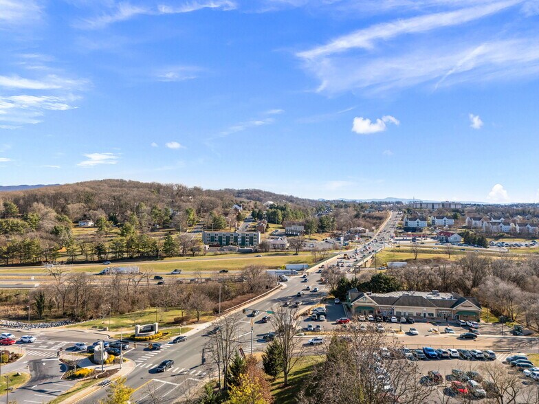 More Photos Of 1326 Hillside Ave, Harrisonburg Freestanding For Lease