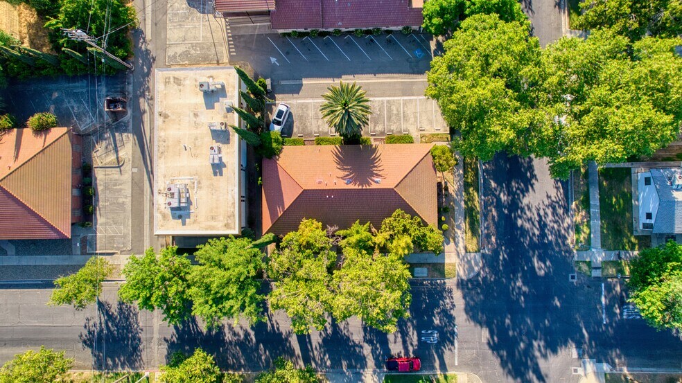 More Photos Of 2145 O St, Merced Office For Sale