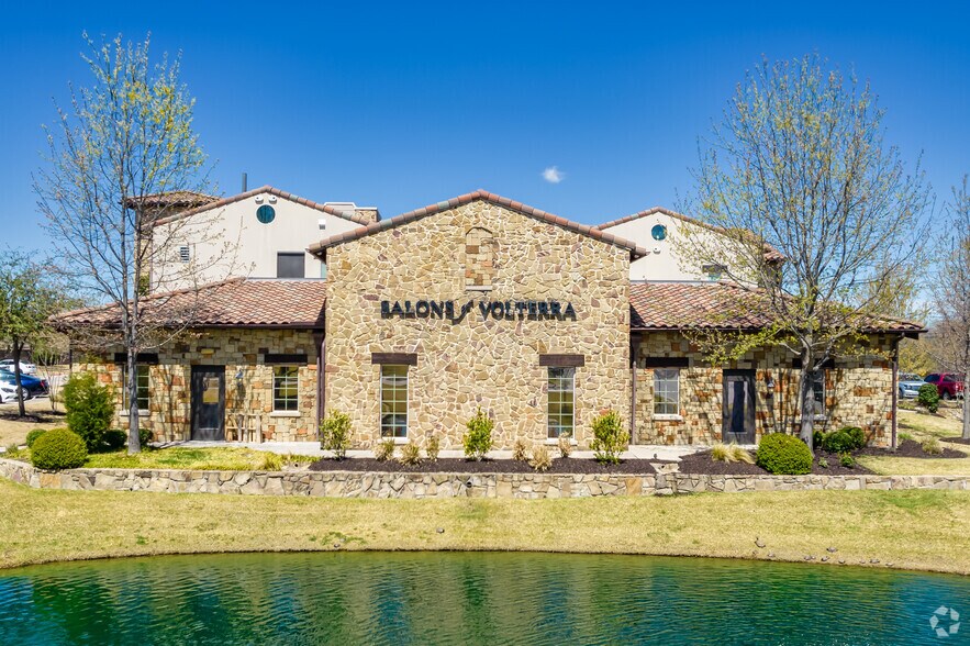 More Photos Of 8725 Davis Blvd, Keller Office For Sale