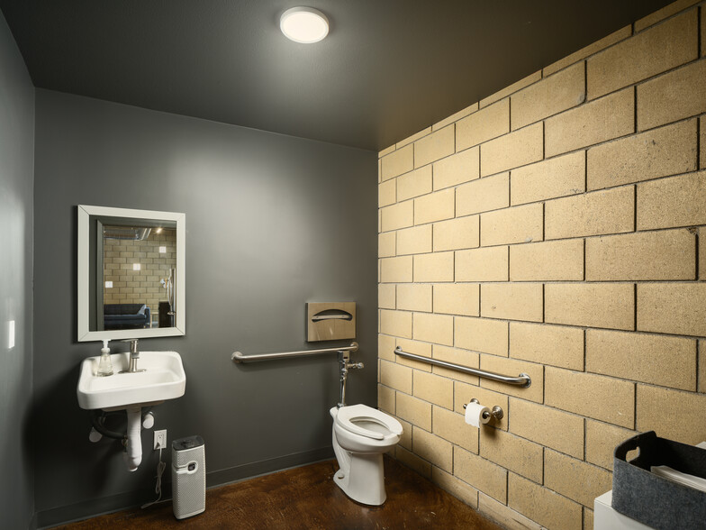 More Photos Of 2202 30th St, San Diego Apartments For Sale