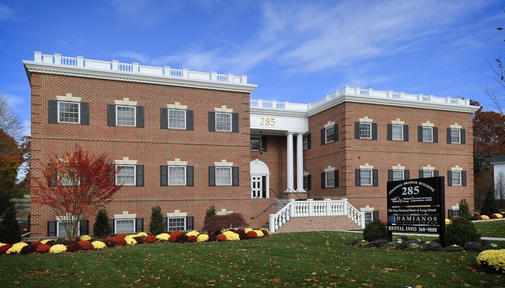 More Photos Of 285 Middle Country Rd, Smithtown Medical For Lease