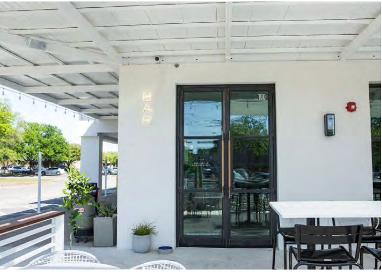 More Photos Of 5811 Berkman Dr, Austin Unknown For Lease