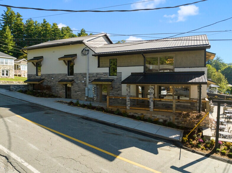 More Photos Of 870 Main St, Blowing Rock Restaurant For Sale