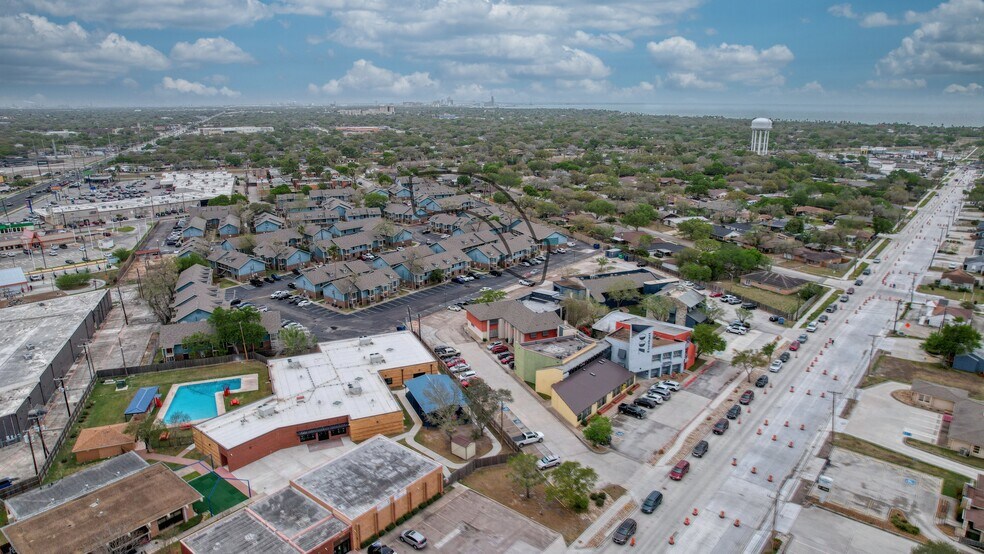 Primary Photo Of 700-H Everhart Rd, Corpus Christi Office For Sale