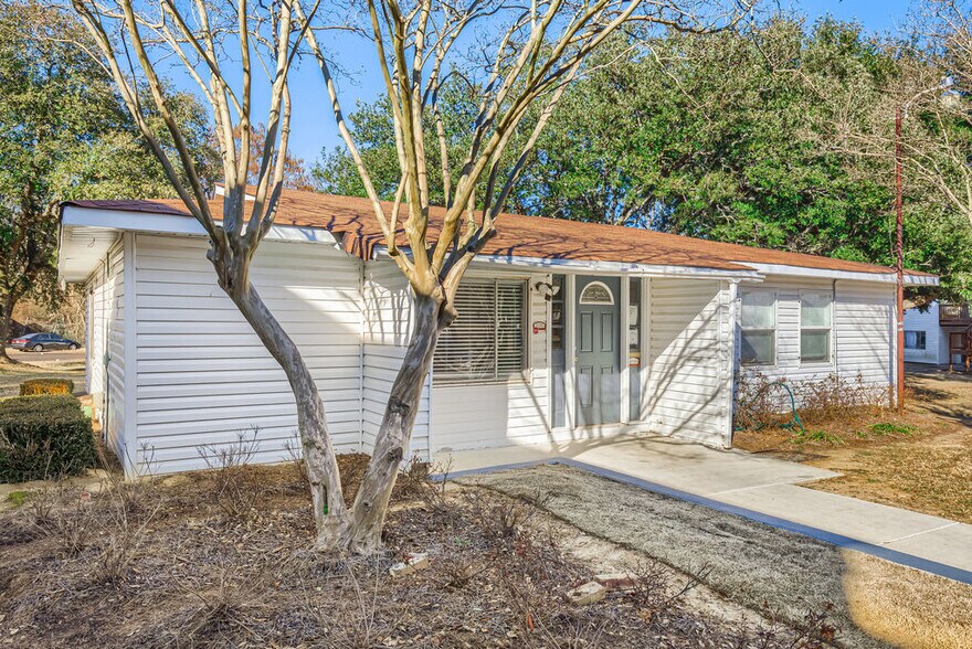 More Photos Of 850 Lindbergh Dr, Jackson Multifamily For Sale