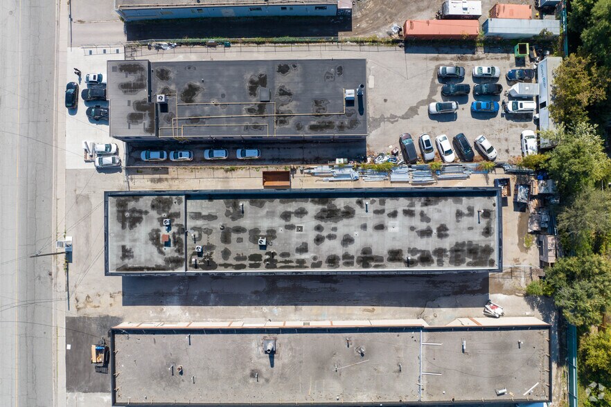 More Photos Of 94 Crockford Blvd, Toronto Warehouse For Lease