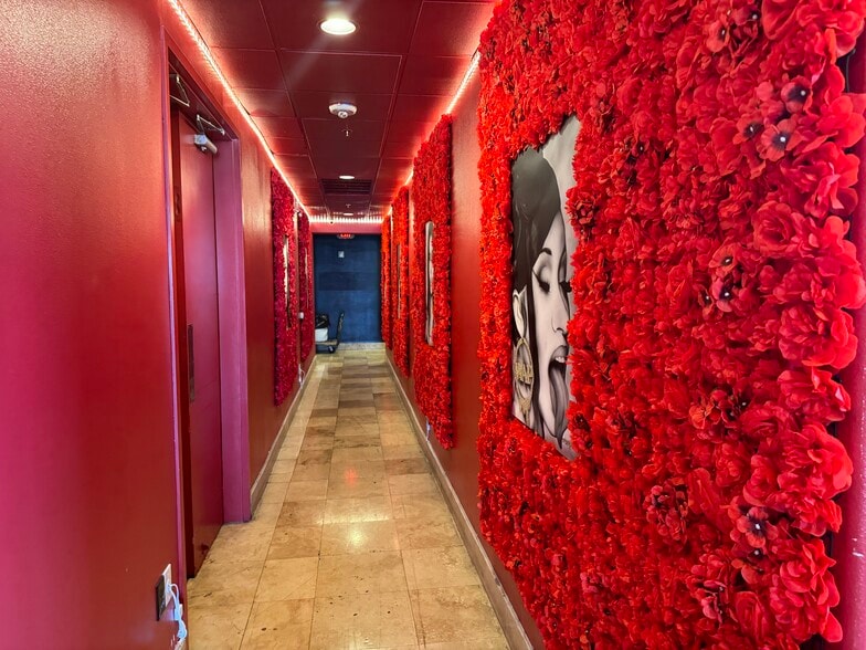 More Photos Of 1405 E Sunset Rd, Las Vegas Restaurant For Lease