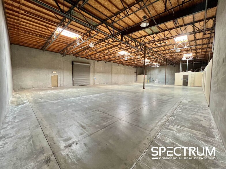 More Photos Of 26465 Summit Cir, Santa Clarita Warehouse For Lease