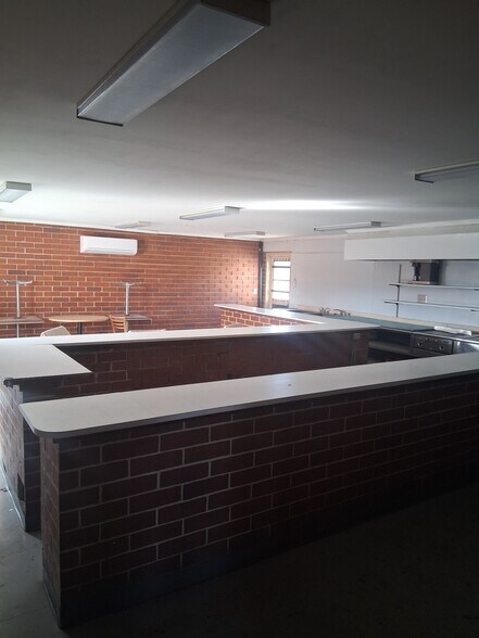 More Photos Of 4453 Broadway, Macon-Bibb Distribution For Lease