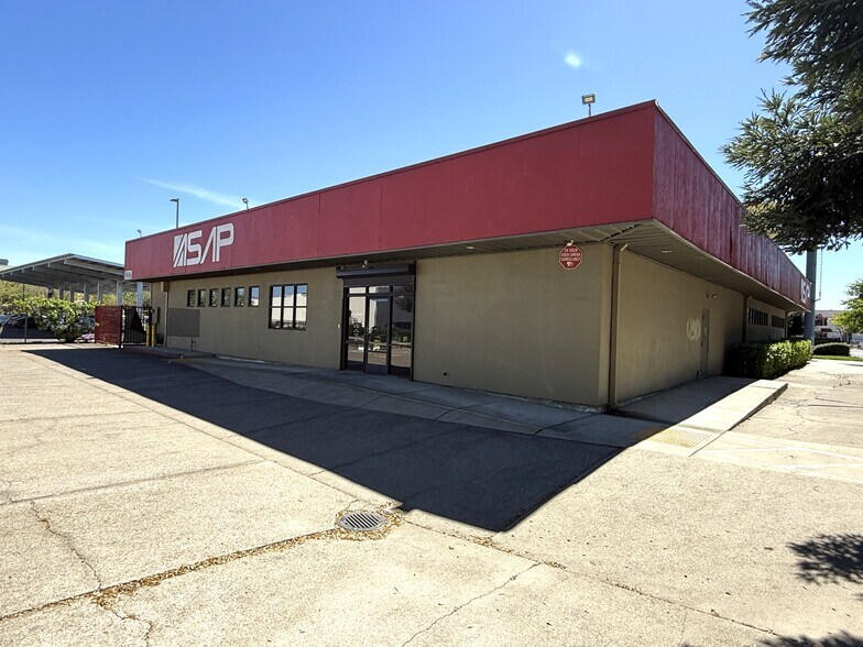 More Photos Of 906 Tommydon Dr, Stockton Warehouse For Lease