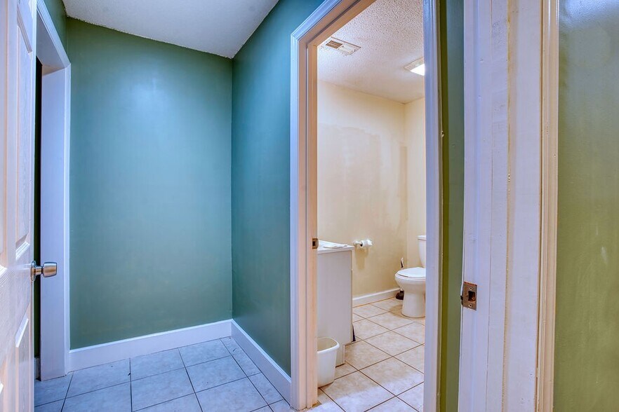 More Photos Of 226 E Main St, Union Storefront Retail Residential For Sale