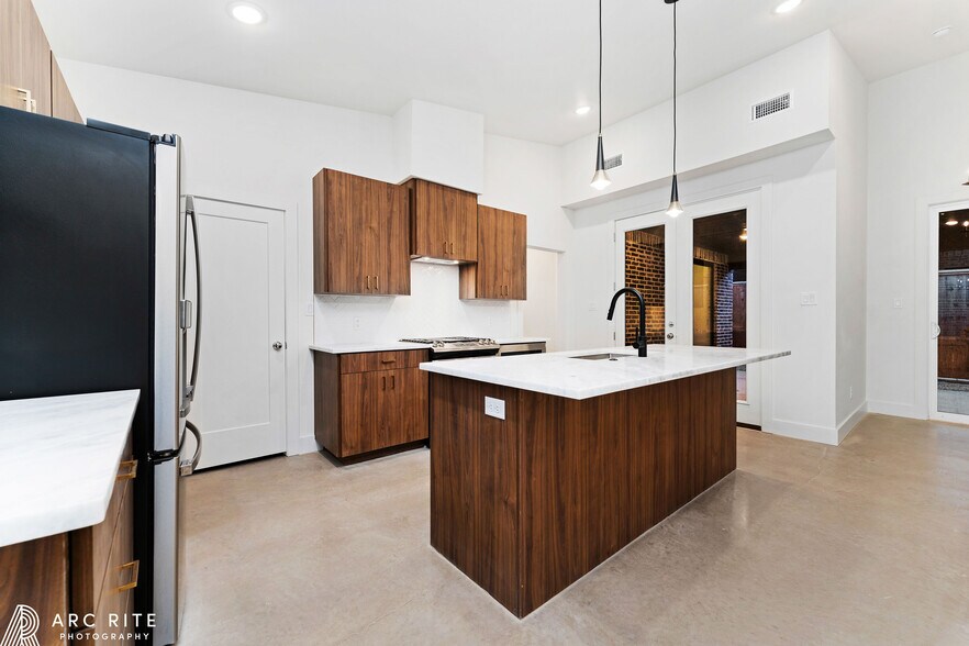 More Photos Of 4535 22nd Pl, Lubbock Multifamily For Sale