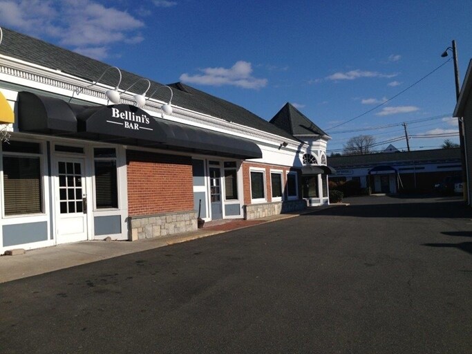 More Photos Of 2 Broadway, North Haven Storefront Retail Office For Lease