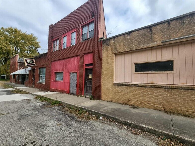 More Photos Of 5101 Savannah Rd, Saint Joseph Industrial For Sale