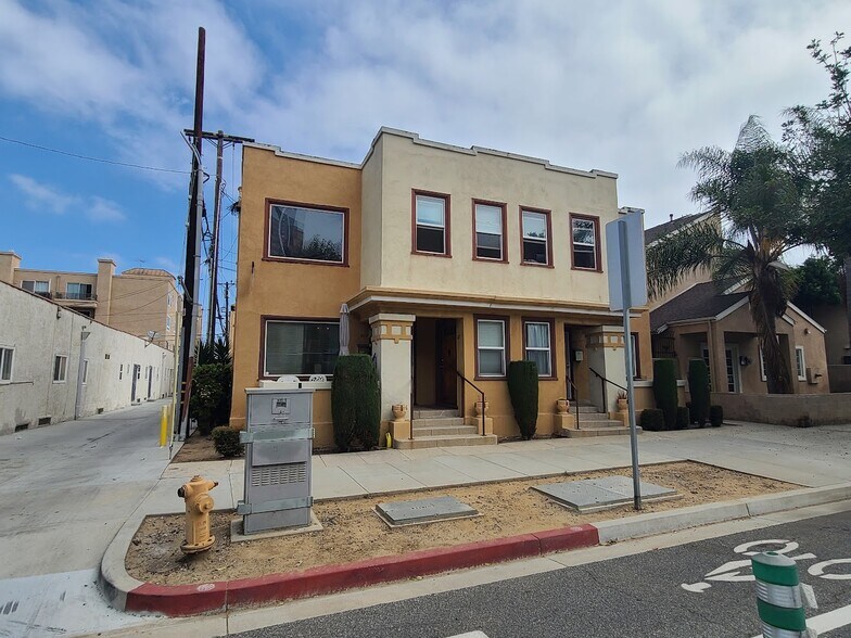 More Photos Of 617 W 3rd St, Long Beach Apartments For Sale