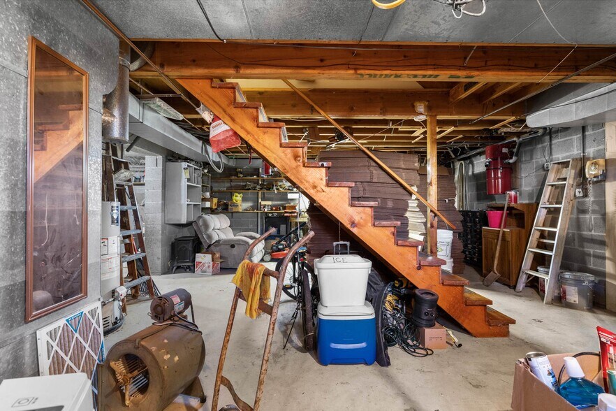 More Photos Of 309 Lynwood Ave, Jenkintown Warehouse For Sale