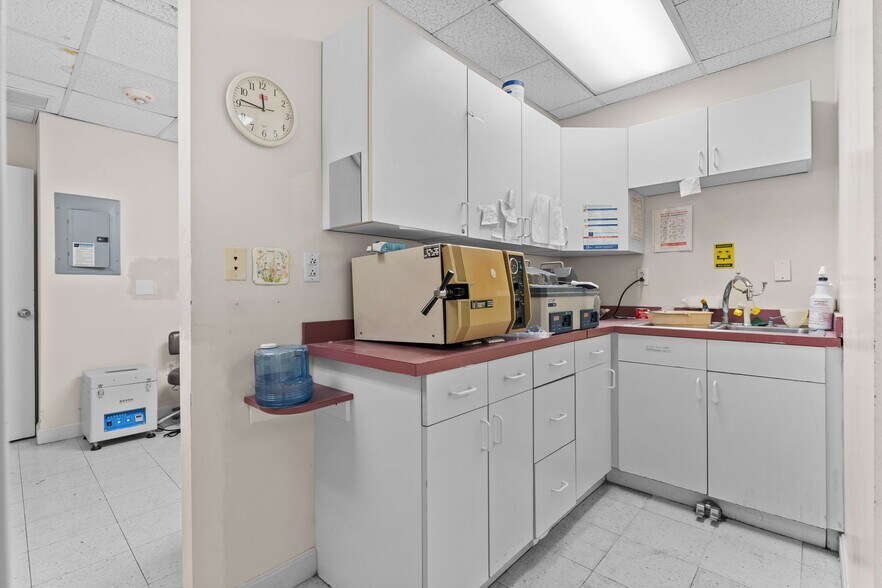 More Photos Of 77 Pond Ave, Brookline Apartments For Sale