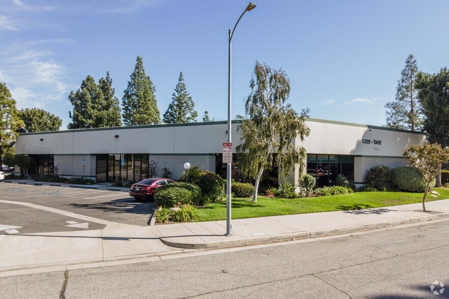 More Photos Of 9301-9325 Eton Ave, Chatsworth Unknown For Lease