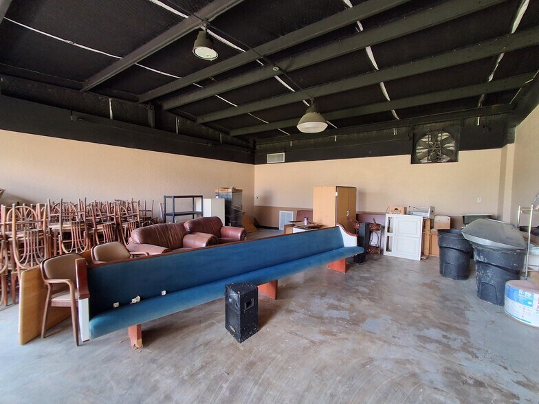 More Photos Of 7040 State Highway 75 S, Huntsville Freestanding For Sale