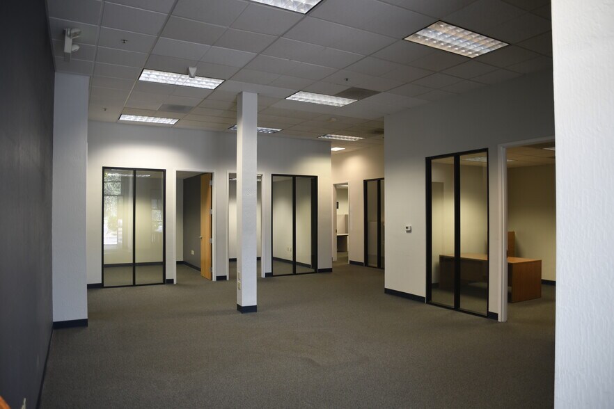 More Photos Of 841 Latour Ct, Napa Office For Lease
