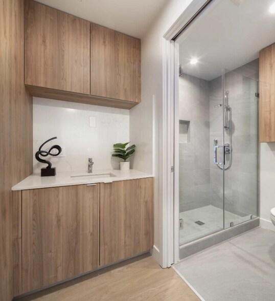 More Photos Of , Los Angeles Unknown For Sale