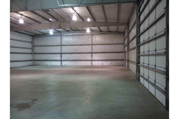 More Photos Of 7529 Blimp Base Rd, Hitchcock Warehouse For Lease