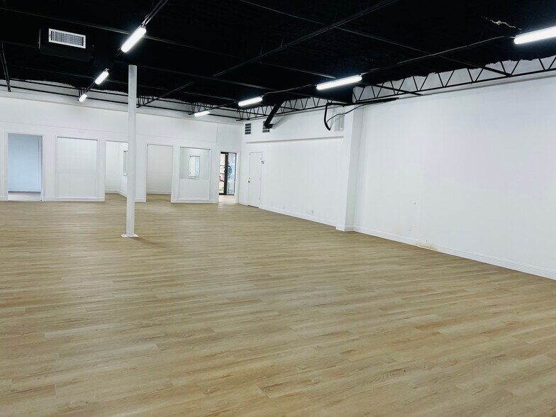 More Photos Of 2912 N Macarthur Blvd, Irving Medical For Sale