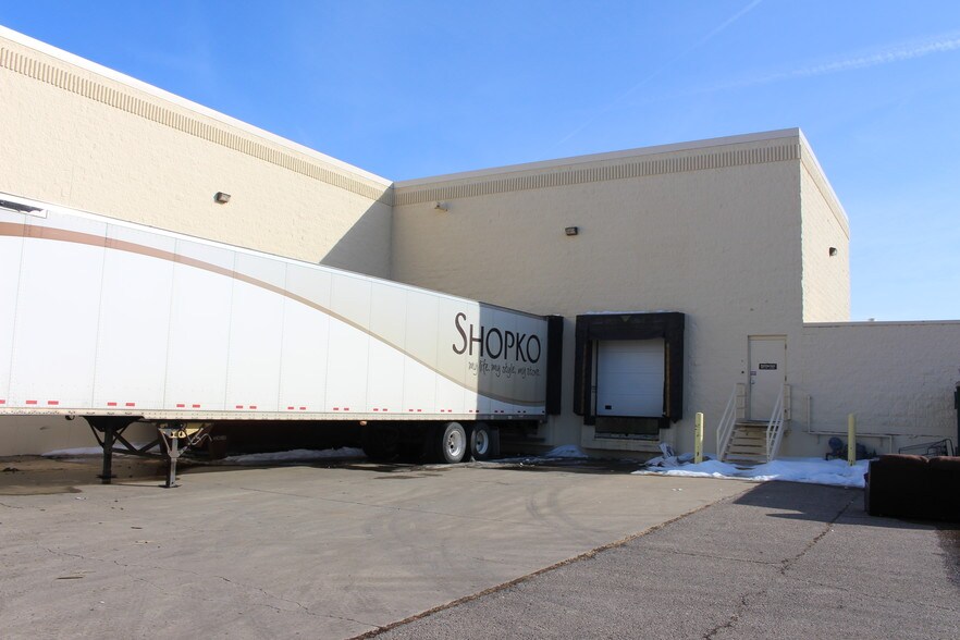 More Photos Of 301 Northwest Byp, Great Falls Freestanding For Lease
